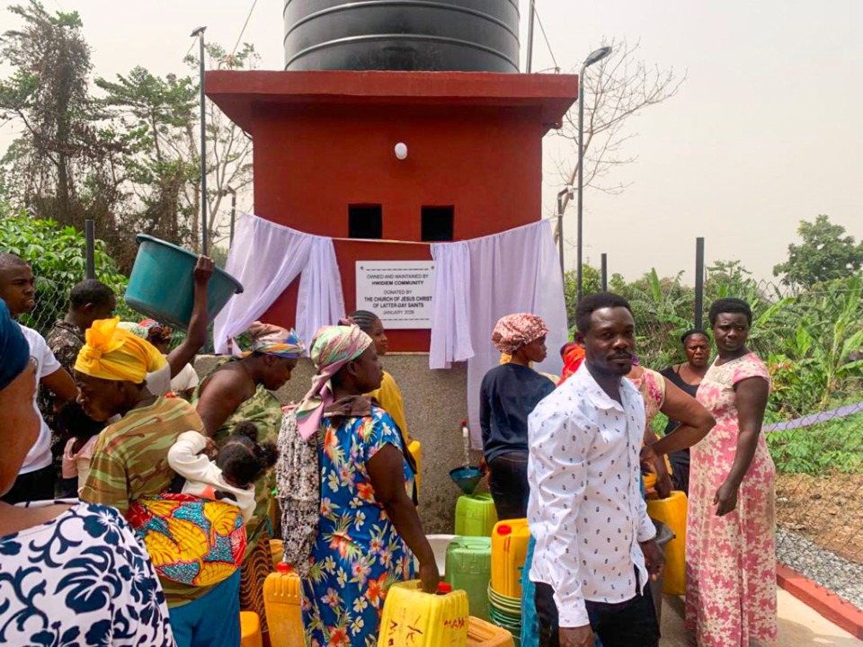 Twin Communities in Rural Ghana Rejoice to Get Clean Water